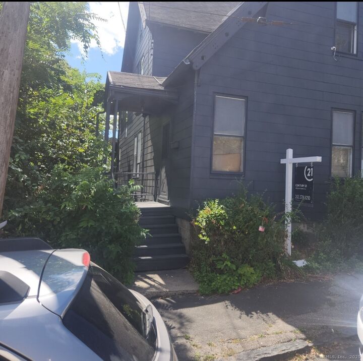 Property Photo: 9 Brewster Street CT 06704