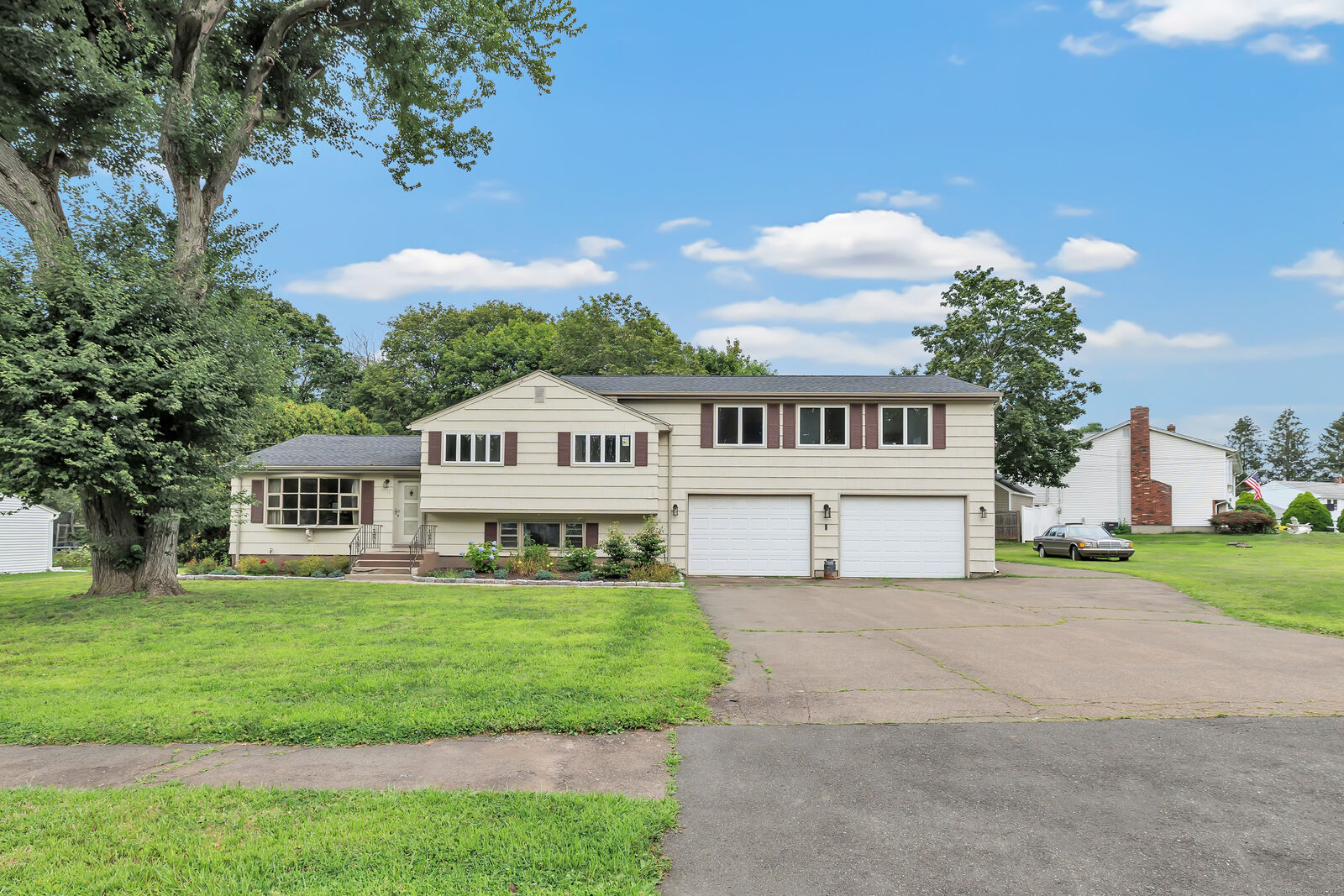 Property Photo:  15 Turner Drive  CT 06473 