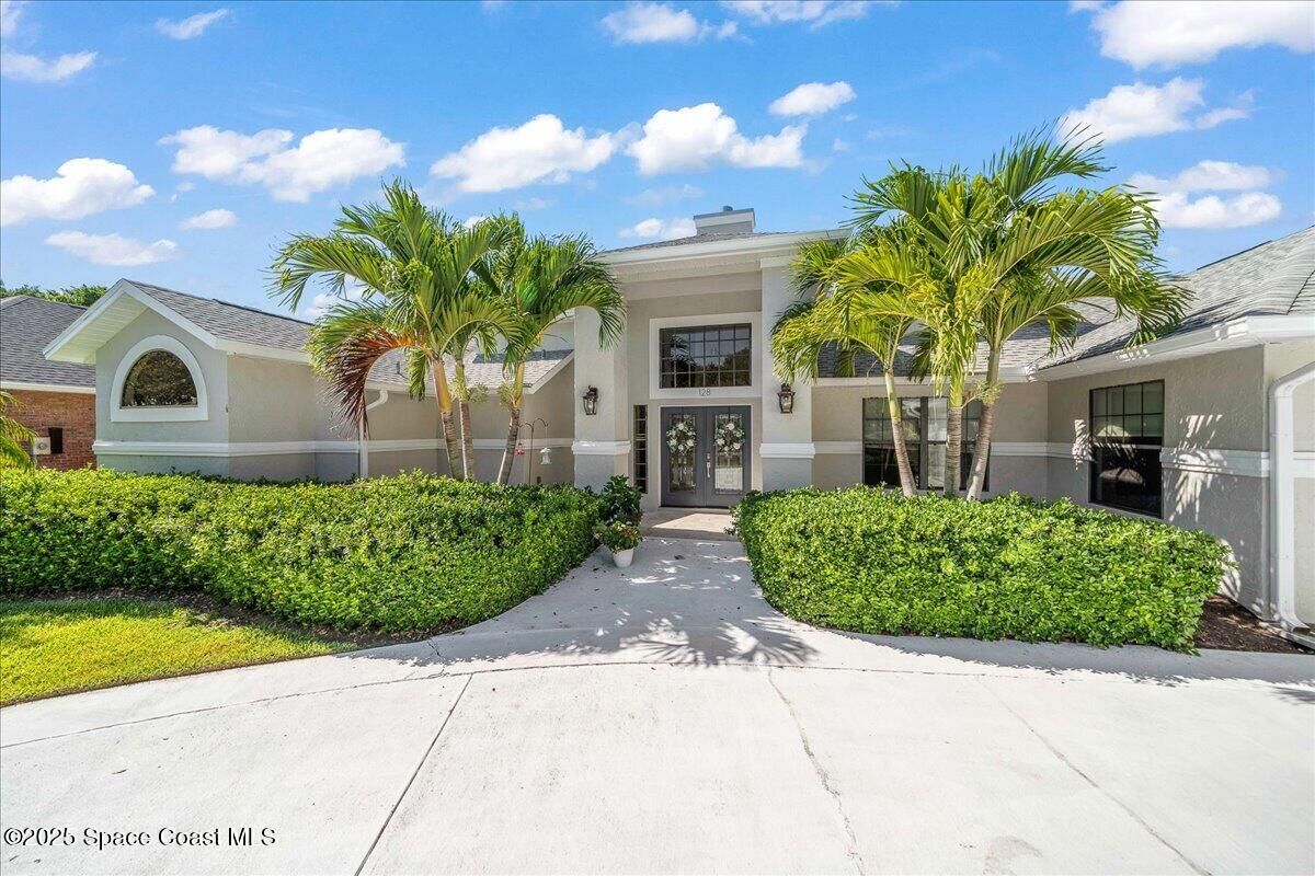 Property Photo: 128 Windward Way FL 32937