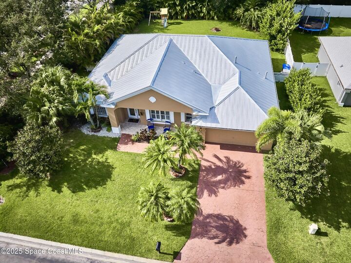 4705 Stephanie Lane SW  Vero Beach FL 32968 photo