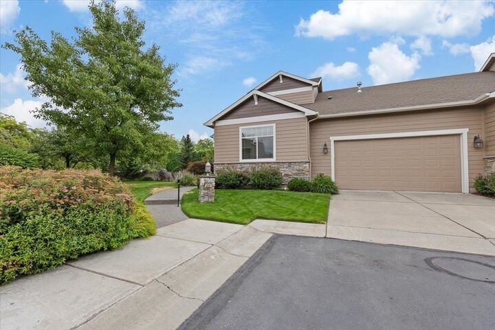 Property Photo:  5007 S Ivy Glen Ln  WA 99223 