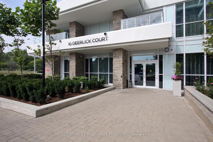 Property Photo: 10 Deerlick Court 2304 ON M3A 0A7