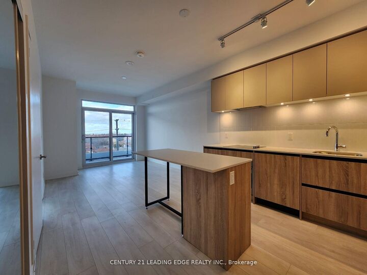 Property Photo:  7950 Bathurst Street 509  ON L4J 0B8 