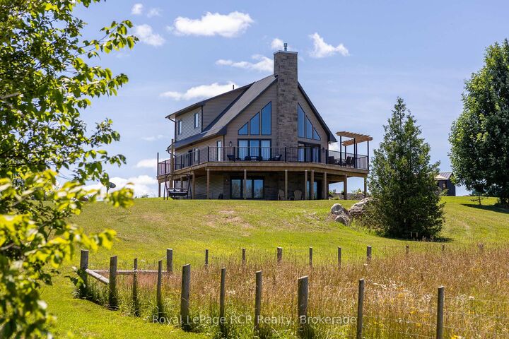 Property Photo: 742654 Sideroad 4B Side Road ON N0H 1G0