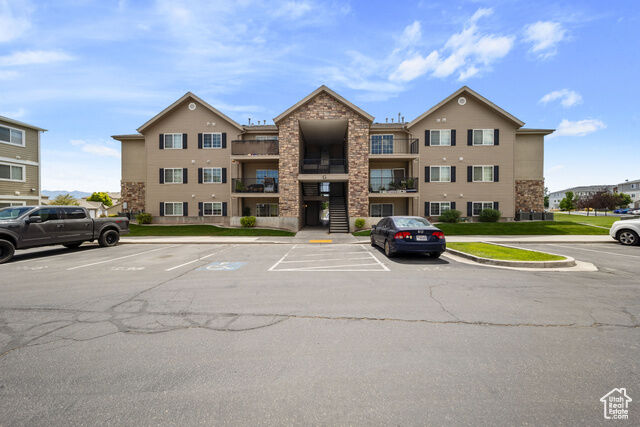 Property Photo:  1922 N Crest Rd  UT 84045 