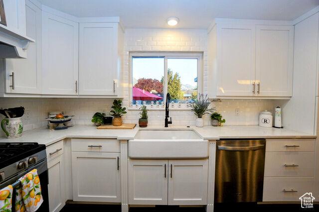 Property Photo: 1008 N 840 E UT 84097