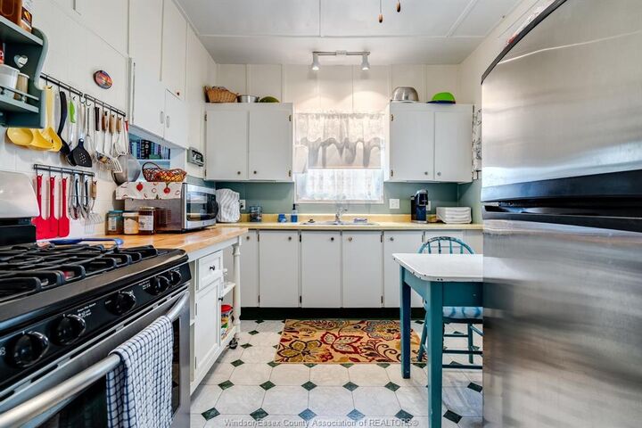 Property Photo:  1259 Heritage Road  ON N9Y 2E6 