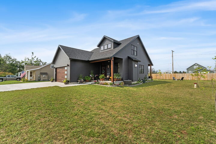 423 N Court Avenue  Gaylord MI 49735 photo