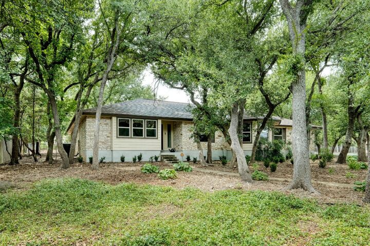 Property Photo: 4216 Verde Vista Vista TX 78628