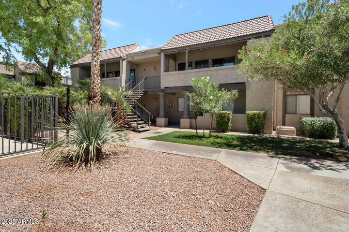 Property Photo:  5995 N 78th Street 2030  AZ 85250 