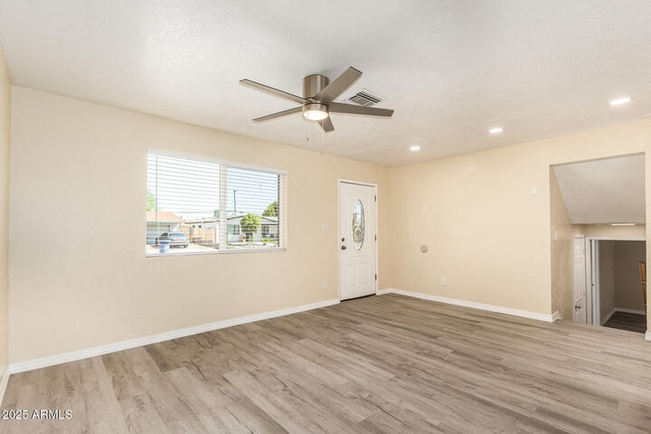 Property Photo: 703 E Taylor Street AZ 85288