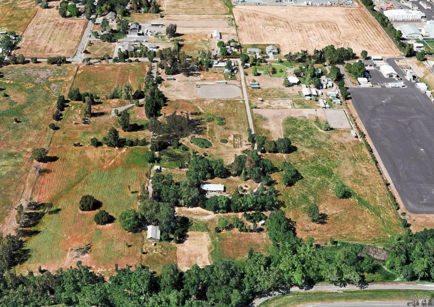 Property Photo: 1410 Sanders Road CA 95492