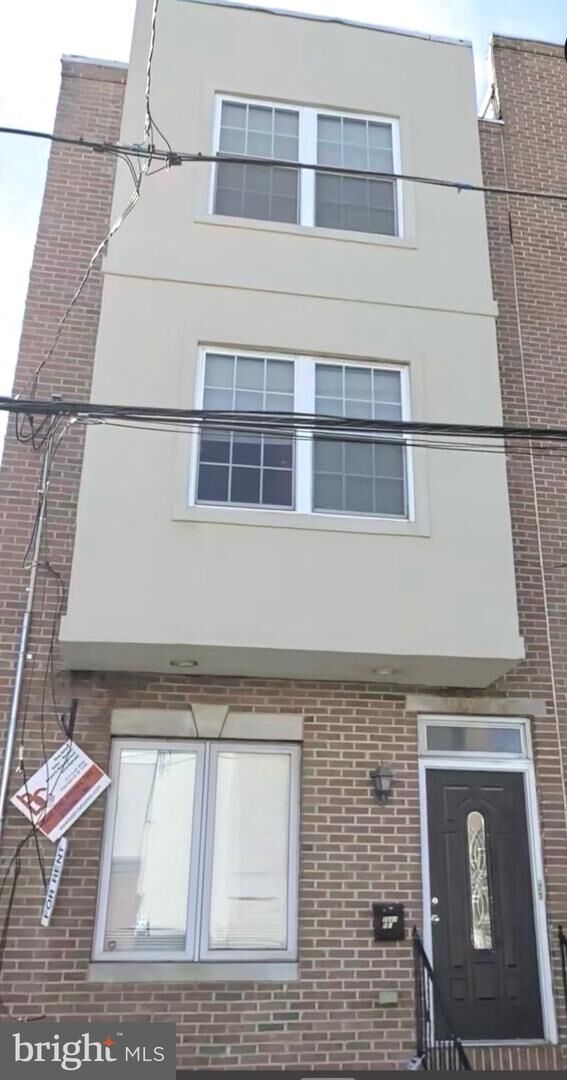 Property Photo: 1002 S 20th Street PA 19146