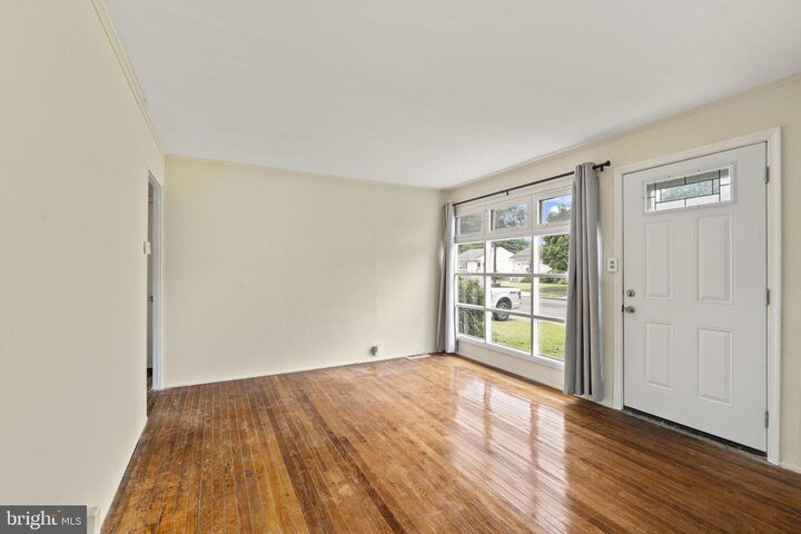 Property Photo:  215 Clamer  NJ 08638 