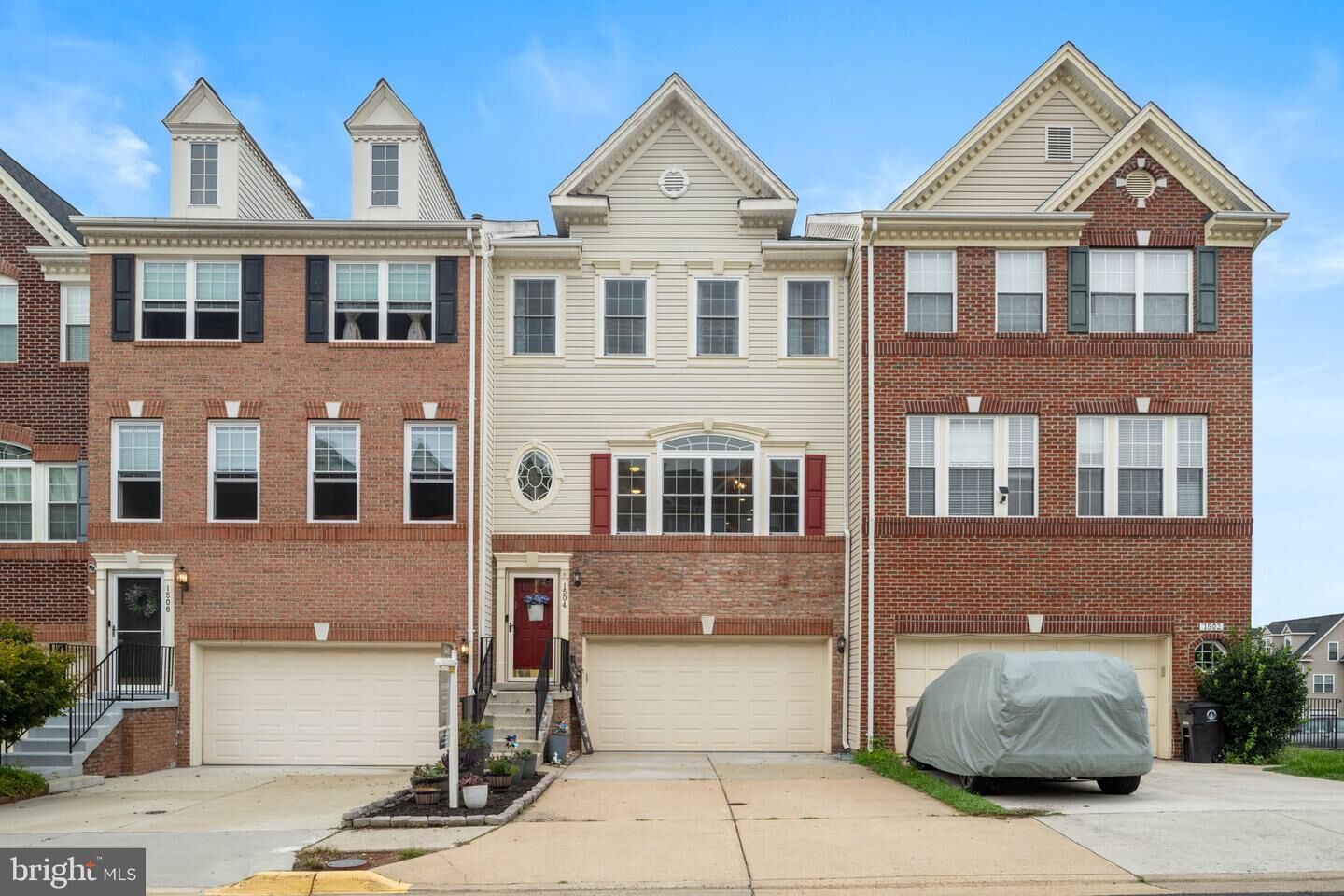 Property Photo: 1504 Shields Terrace NE VA 20176