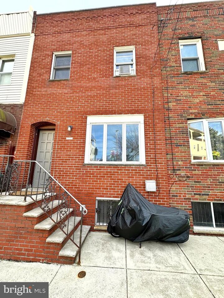 1130 Jackson Street  Philadelphia PA 19148 photo