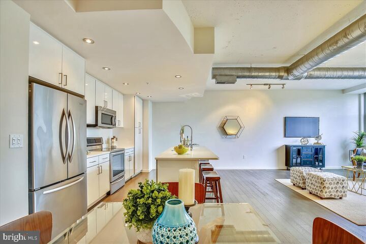 Property Photo:  3409 Wilson Boulevard 206  VA 22201 
