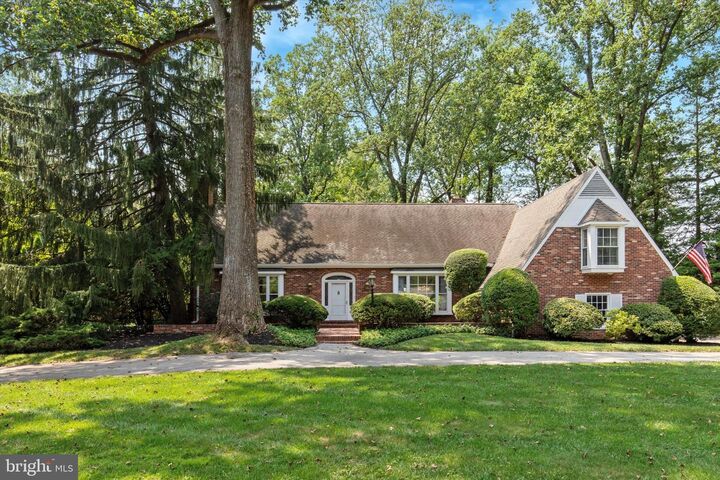 822 Great Springs Road  Bryn Mawr PA 19010 photo