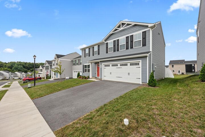 Property Photo:  785 Wingtip Way  VA 22801