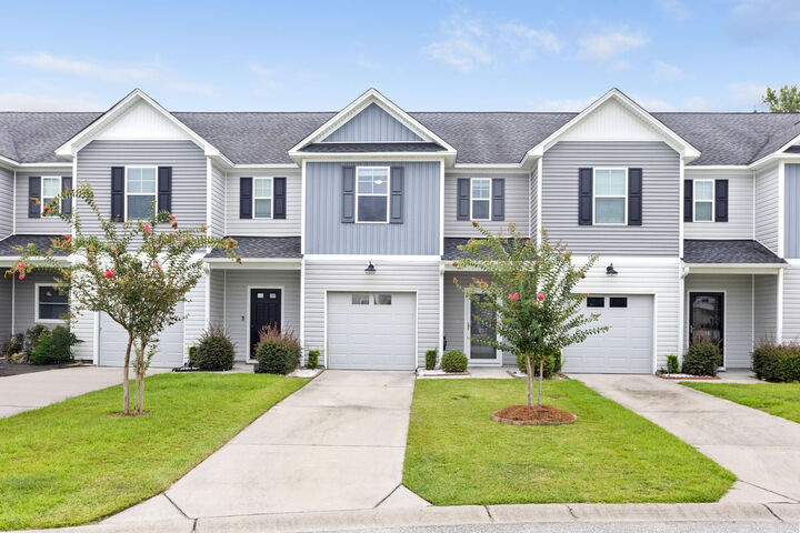 Property Photo: 202 Buchanan Circle SC 29445