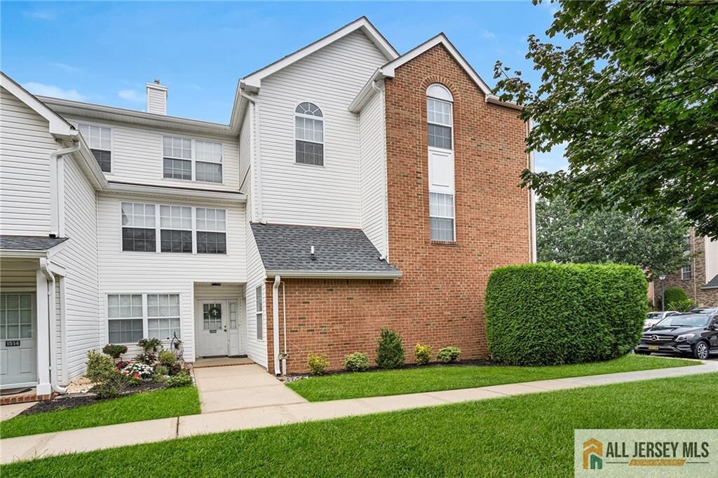 Property Photo:  1508 Plymouth Road  NJ 08902 