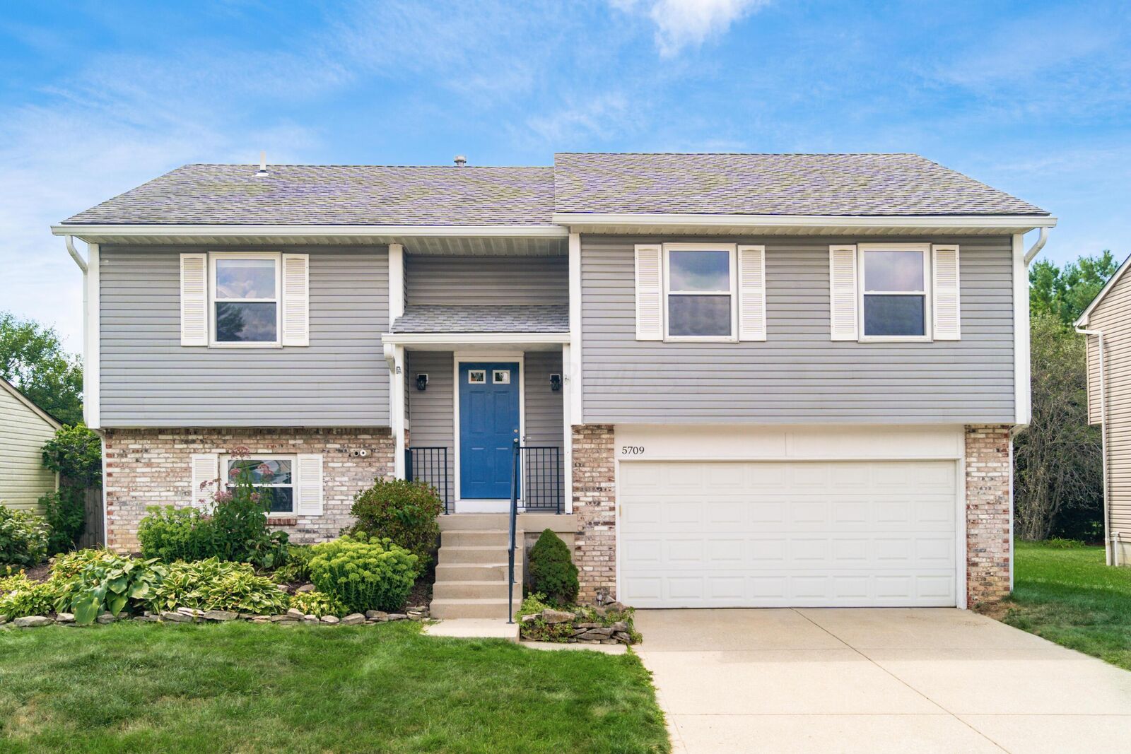 Property Photo: 5709 Nike Drive OH 43026