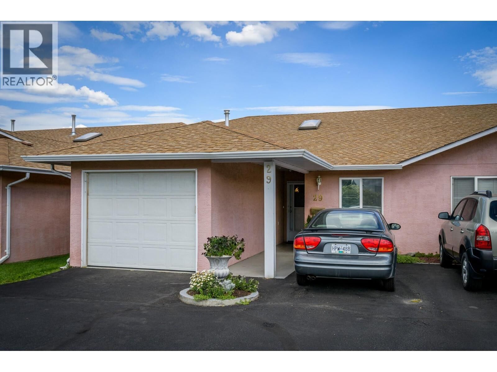 Property Photo: 1285 14th Street 29 BC V2B 8K9