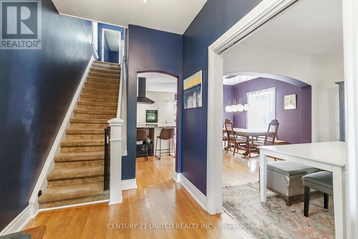 Property Photo:  220 King George Street  ON K9J 1R6 
