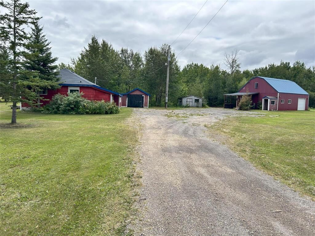 Property Photo: 45156 Pth 15 Rd 60N Highway MB R5L 0G9