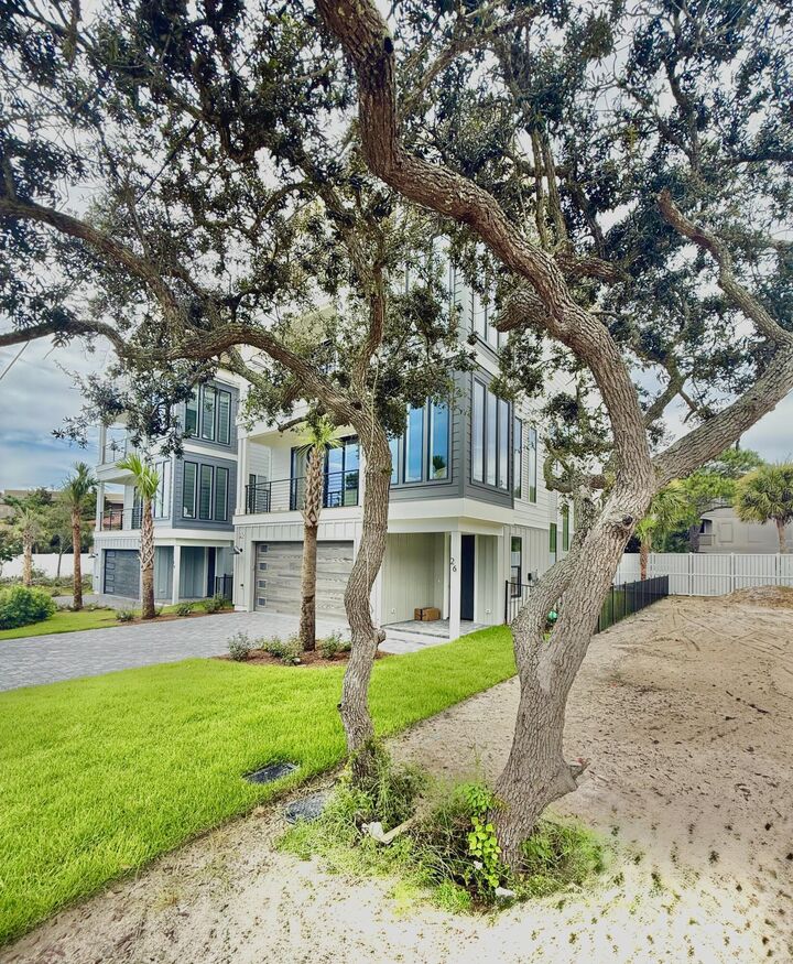 Property Photo: 26 Mary Street FL 32459