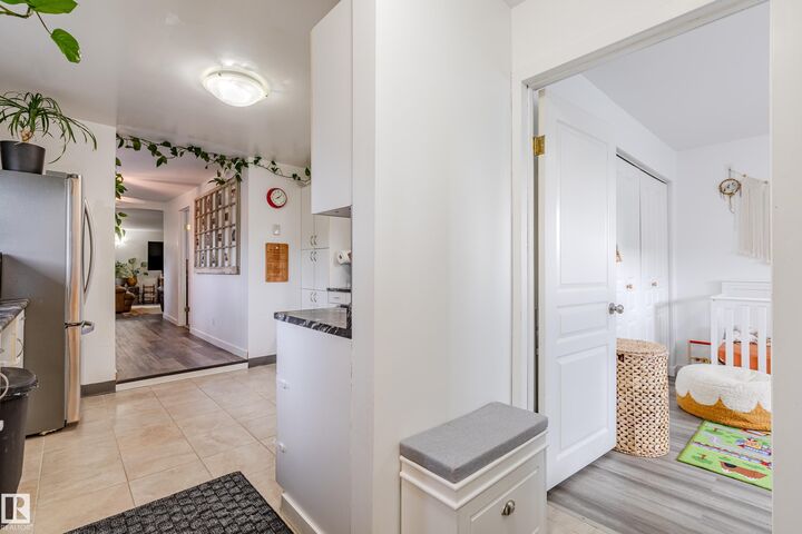 Property Photo:  5029 52 Street  AB T0G 1L0 