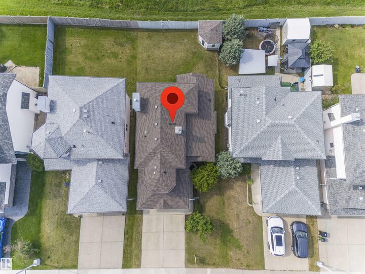 Property Photo:  11346 173 Avenue NW  AB T5X 5Y7 