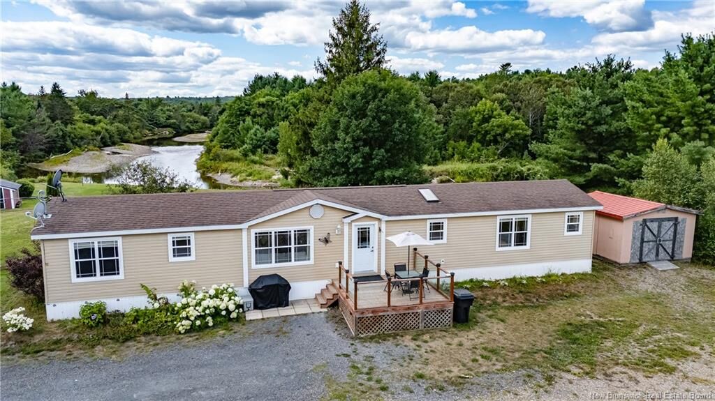 Property Photo: 1334 Route 104 NB E4L 2G7