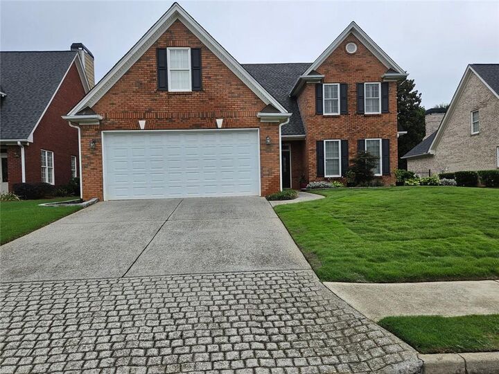 Property Photo:  725 Windsor Place Circle SW  GA 30017 