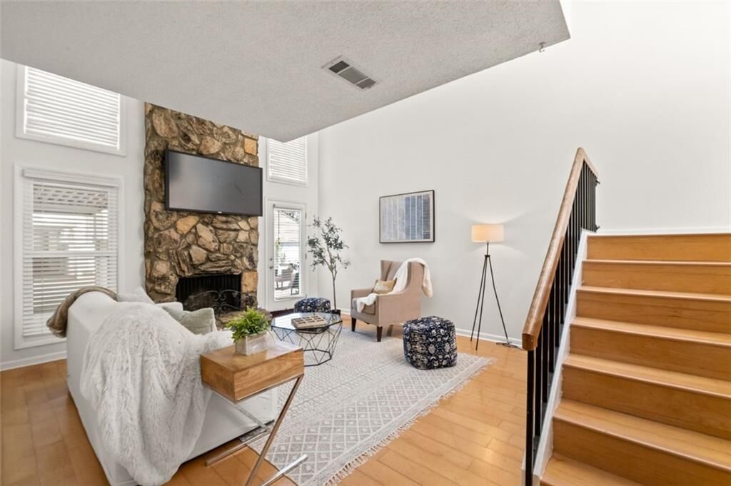 Property Photo: 608 Serramonte Drive GA 30068