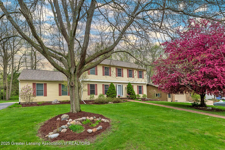Property Photo:  4767 Mohican Lane  MI 48864 