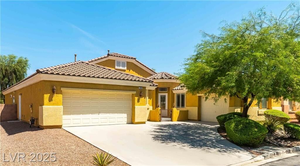 Property Photo: 1982 Zicker Avenue NV 89123