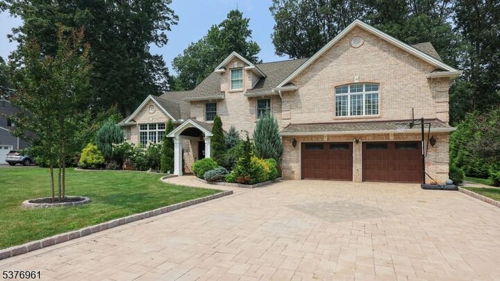 Property Photo:  92 Hall Dr  NJ 07066 