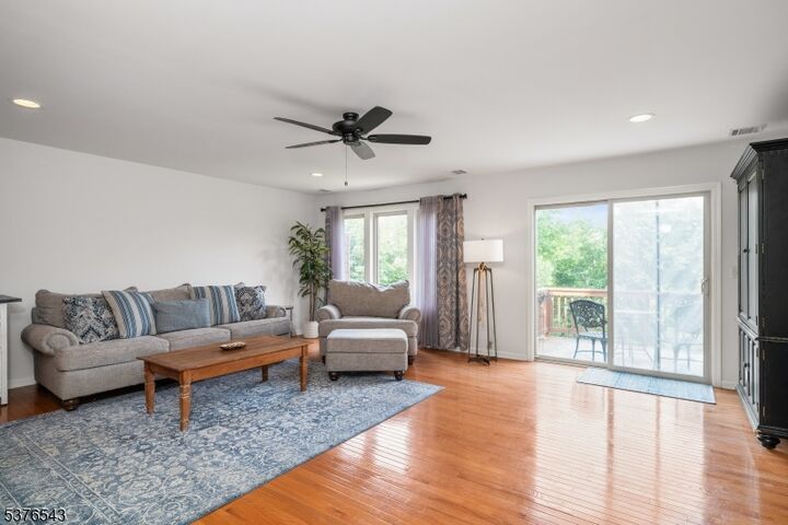 Property Photo:  1 Wimbledon Dr 2  NJ 07462 