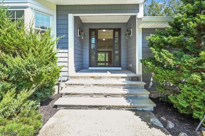Property Photo: 11 Aspen Ct NJ 07470