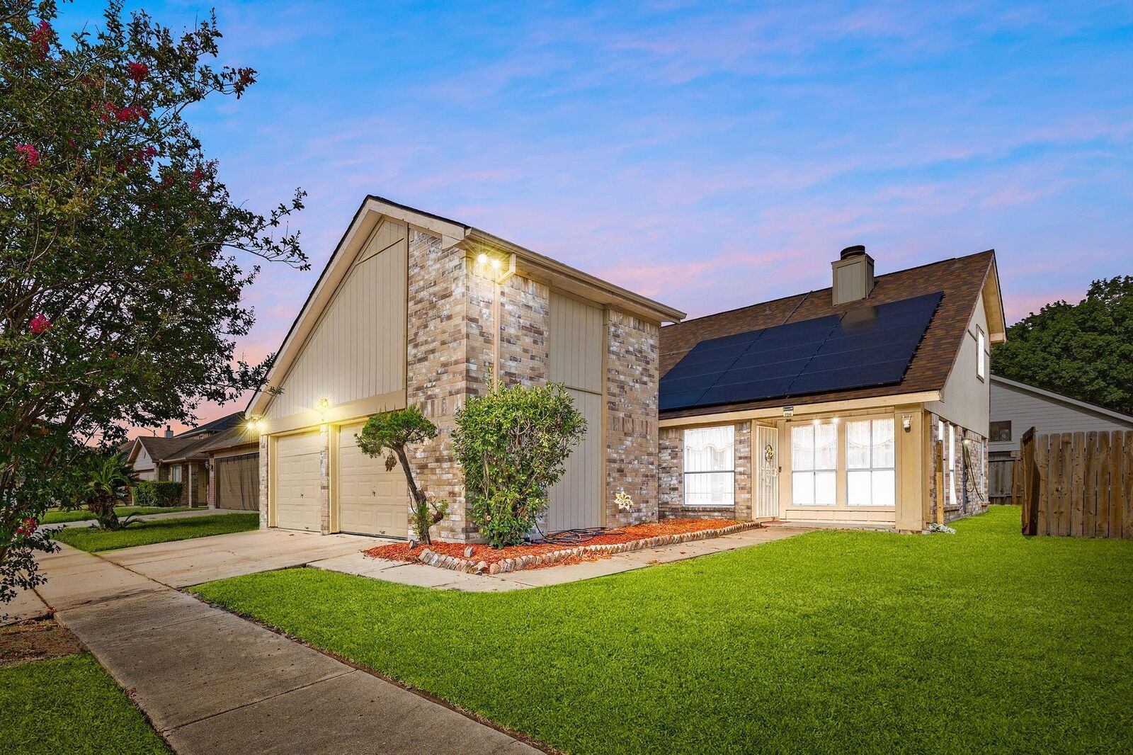 Property Photo:  8514 Woodcamp Drive  TX 77088 