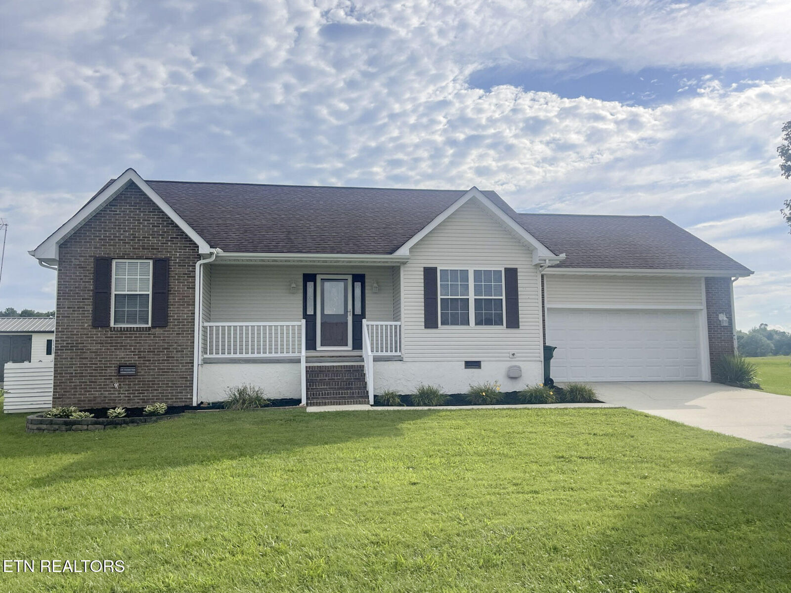 Property Photo:  299 Jesse Loop  TN 38555 