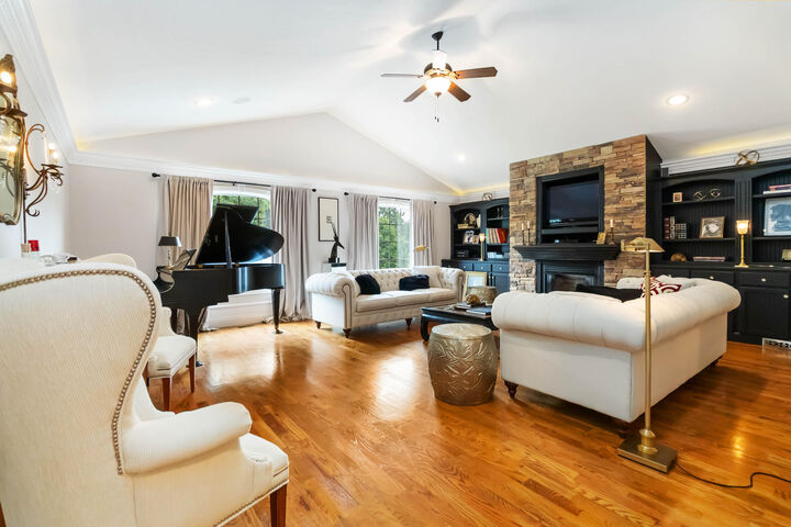 Property Photo:  147 Kolsons Landing Drive  KY 42503 