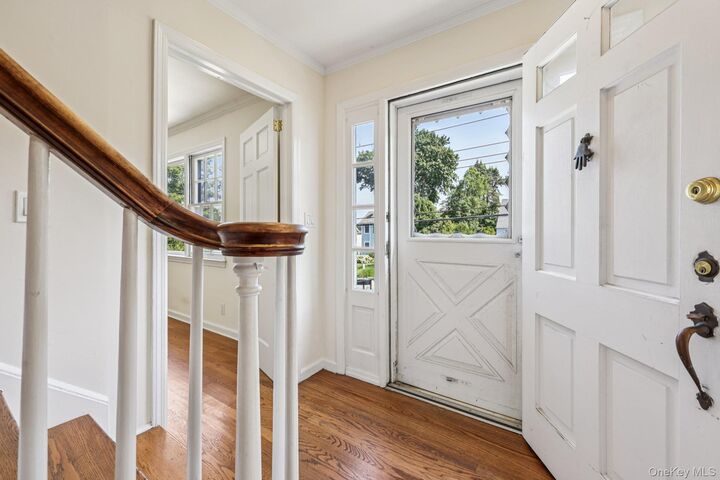 Property Photo:  102 Grand Boulevard  NY 10583 