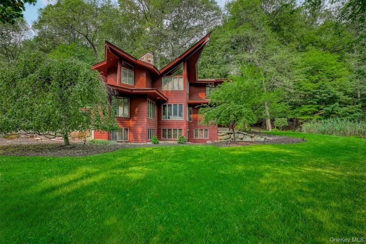 Property Photo:  352 Phillips Hill Road  NY 10956 