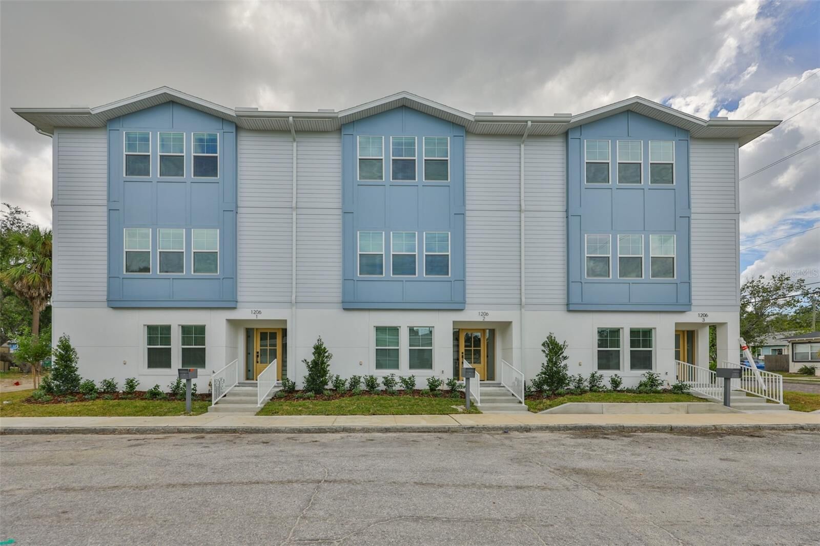 Property Photo: 1206 W Lemon Street 2 FL 33606