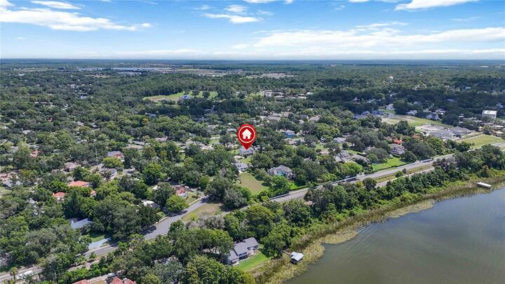Property Photo: 999 Fairview Avenue FL 32757