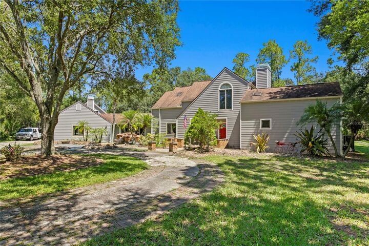 Property Photo:  12534 Bronco Drive  FL 33626 