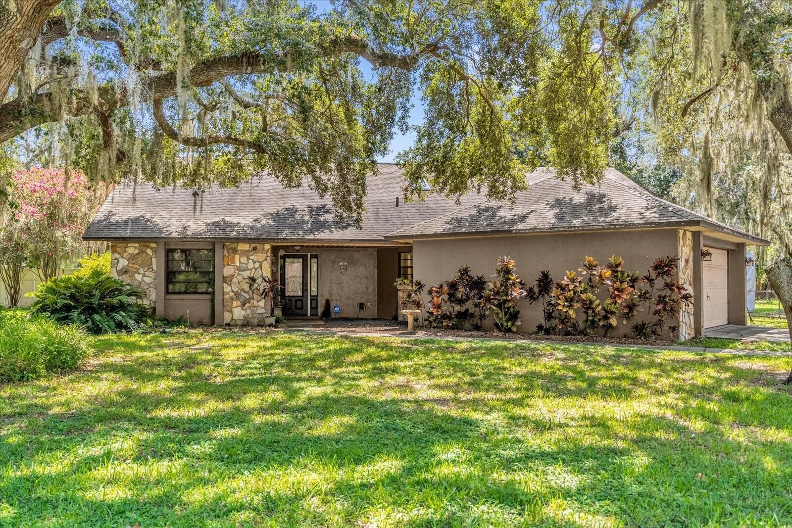 Property Photo:  4612 Reynosa Drive SW  FL 33880 