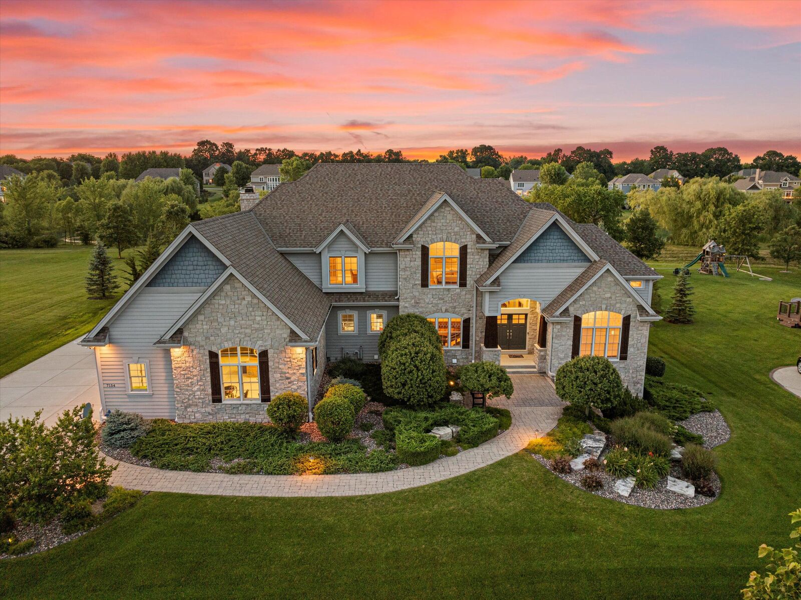 Property Photo: 7154 W Concord Creek Dr WI 53092
